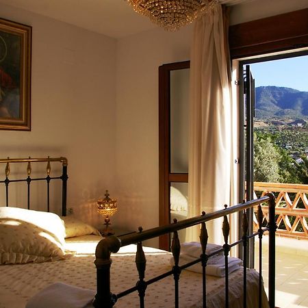 Hostal Y Apartamento Rural Los Naranjos Мелехис Экстерьер фото