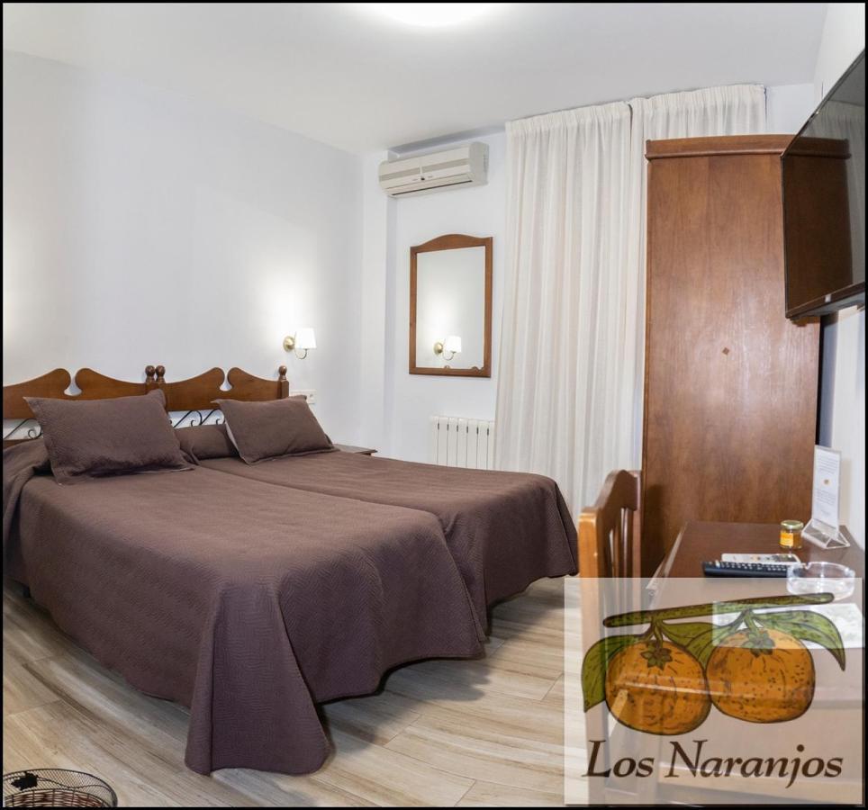 Hostal Y Apartamento Rural Los Naranjos Мелехис Экстерьер фото