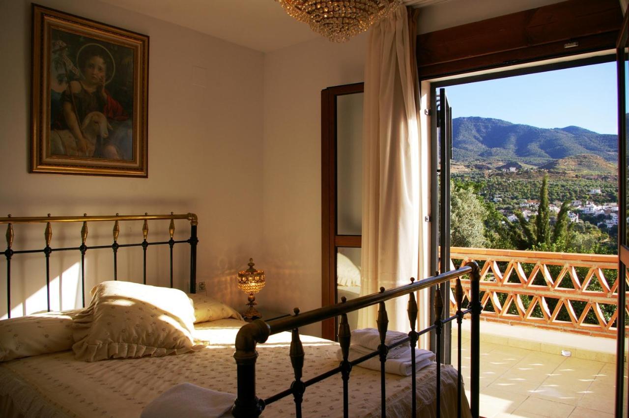 Hostal Y Apartamento Rural Los Naranjos Мелехис Экстерьер фото