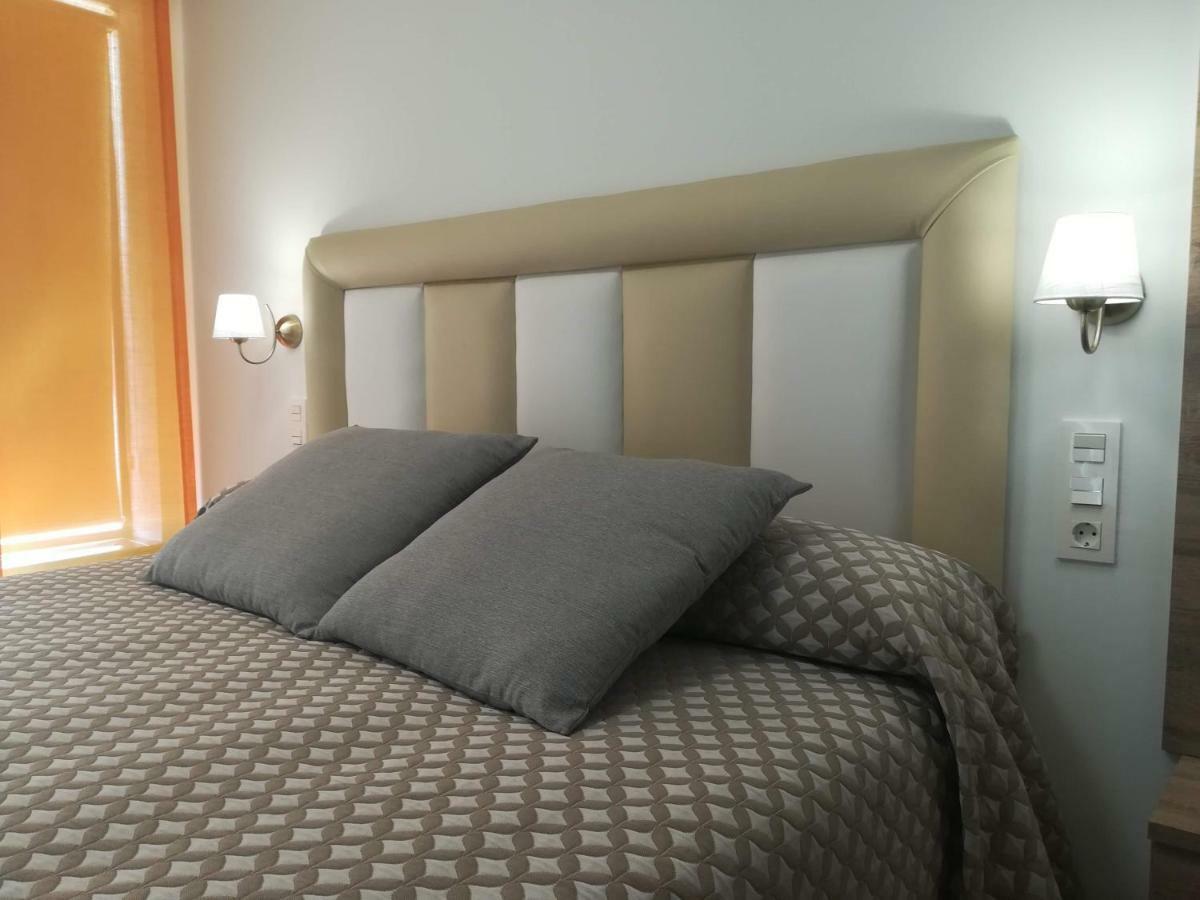 Hostal Y Apartamento Rural Los Naranjos Мелехис Экстерьер фото